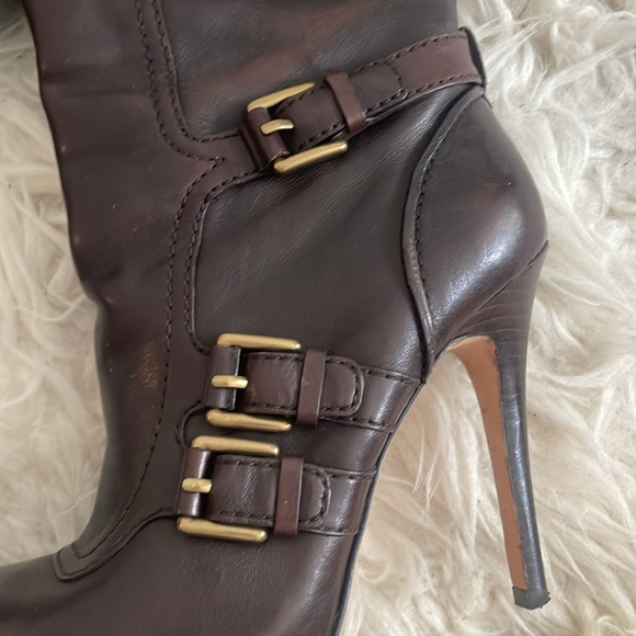 COACH Miriam High-Heel Tall Boots. Brown and gold. Size 8. Excellent condition. - Picture 2 of 5